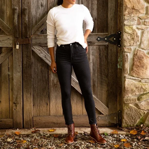 Nisolo All-Weather Amalia Boot in Brandy - Picture 2 of 7